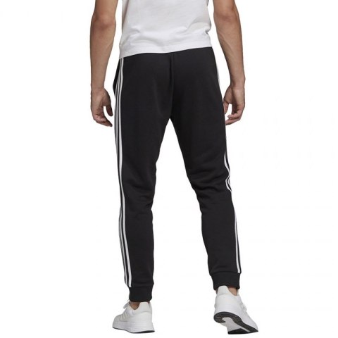 Spodnie adidas Essentials Tapered Cuff 3 Stripes M GK8831 L Spodnie adidas Essentials Tapered Cuff 3 Stripes M GK8831 L