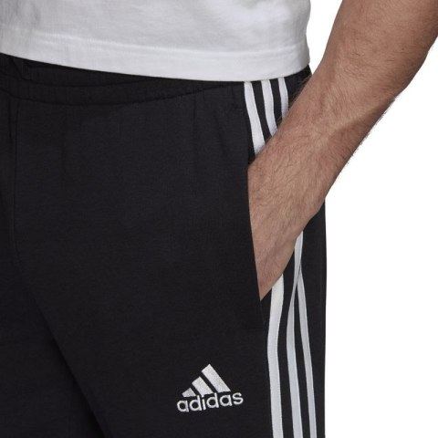 Spodnie adidas Essentials Tapered Elasticcuff 3 Stripes Pant M GK8829 S Spodnie adidas Essentials Tapered Elasticcuff 3 Stripes Pant M GK8829 S