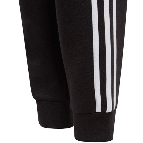 Spodnie adidas Essentials 3 Stripes Pant Jr GQ8897 128cm Spodnie adidas Essentials 3 Stripes Pant Jr GQ8897 128cm