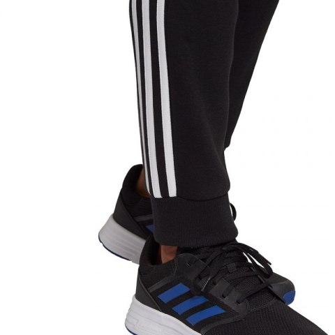Spodnie adidas Essentials Fleece M GK8821 2XL Spodnie adidas Essentials Fleece M GK8821 2XL