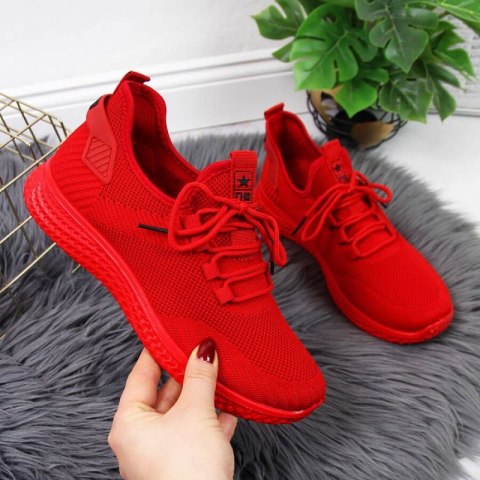 Buty sportowe NEWS M EVE268B czerwone 38 Buty sportowe NEWS M EVE268B czerwone 38