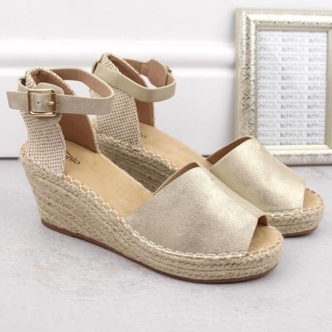 Sandały espadryle na koturnie eVento W EVE68A złote 38 Sandały espadryle na koturnie eVento W EVE68A złote 38