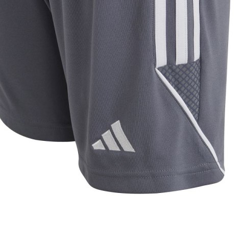 Spodenki adidas Tiro 23 League Jr IB8102 116cm Spodenki adidas Tiro 23 League Jr IB8102 116cm