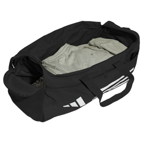 Torba adidas Essentials Training Duffel Bag "M" HT4747 czarny Torba adidas Essentials Training Duffel Bag "M" HT4747 czarny