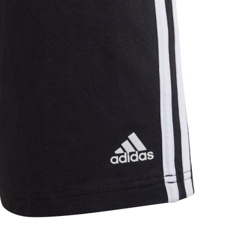 Spodenki adidas Essentials 3-Stripes Knit Jr HY4714 140cm Spodenki adidas Essentials 3-Stripes Knit Jr HY4714 140cm