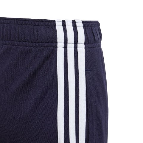 Spodenki adidas Essentials 3-Stripes Knit Jr HY4717 164cm Spodenki adidas Essentials 3-Stripes Knit Jr HY4717 164cm
