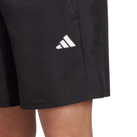 Spodenki adidas Train Essentials Woven M IC6976 M 7" Spodenki adidas Train Essentials Woven M IC6976 M 7"