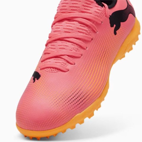 Buty piłkarskie Puma Future 7 Play TT Jr 107737-03 38 Buty piłkarskie Puma Future 7 Play TT Jr 107737-03 38