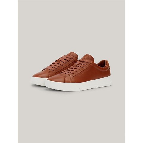 Buty Tommy Hilfiger Court Best Cognac M FM0FM05136GVI 43 Buty Tommy Hilfiger Court Best Cognac M FM0FM05136GVI 43