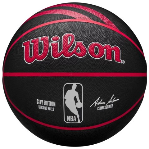 Piłka do koszykówki Wilson NBA Team City Collector Chicago Bulls WZ4024105XB 7 Piłka do koszykówki Wilson NBA Team City Collector Chicago Bulls WZ4024105XB 7