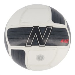 Piłka nożna New Balance Ball WK FB23001GWK 5