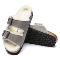 Klapki damskie/męskie ocieplane Birkenstock Arizona Shearling Stone Coin zamsz z wełną owczą narrow wąskie (1017403) 45.0
