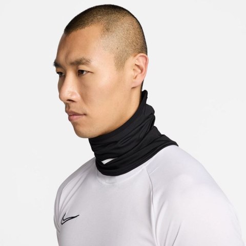 Komin Nike Academy HF0787-010 uniwersalny Komin Nike Academy HF0787-010 uniwersalny