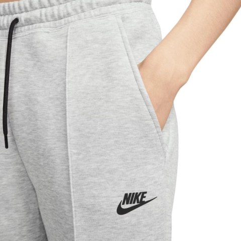 Spodnie Nike Sportswear Tech Fleece Pant W FB8330-063 XS Spodnie Nike Sportswear Tech Fleece Pant W FB8330-063 XS