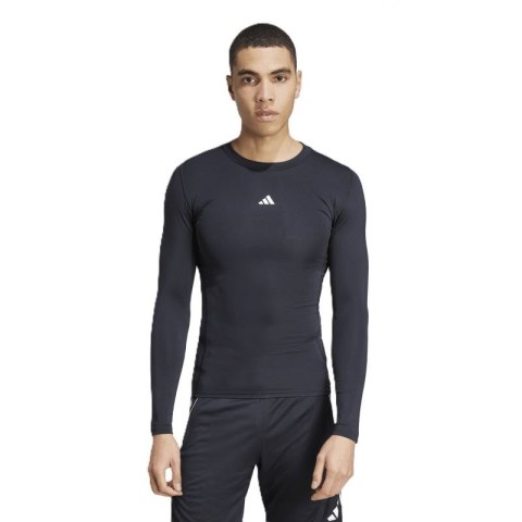 Koszulka termiczna adidas Techfit M JP2944 L (183cm) Koszulka termiczna adidas Techfit M JP2944 L (183cm)