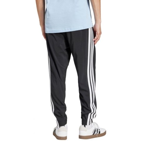 Spodnie adidas Essentials 3-Stripes Woven M IM7841 L Spodnie adidas Essentials 3-Stripes Woven M IM7841 L