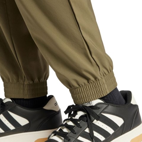 Spodnie adidas Essentials Small Logo Cargo M JD1824 M Spodnie adidas Essentials Small Logo Cargo M JD1824 M