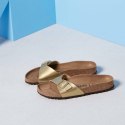 Klapki damskie Birkenstock Madrid Birko-Flor Gold regular szerokie złote (1016106) 39.0