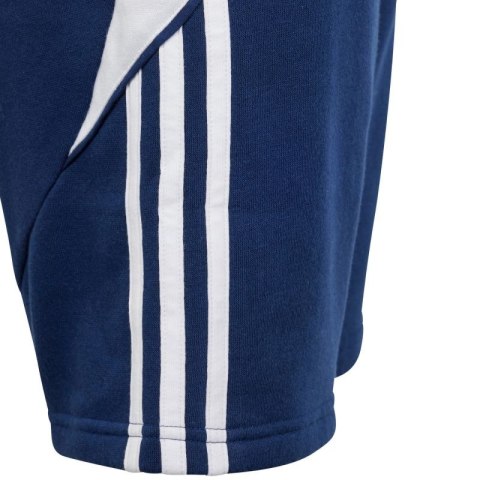 Spodenki adidas Tiro 24 Sweat Jr IS1004 128 cm Spodenki adidas Tiro 24 Sweat Jr IS1004 128 cm