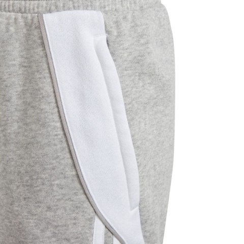 Spodenki adidas Tiro 24 Sweat Jr IS1005 164 cm Spodenki adidas Tiro 24 Sweat Jr IS1005 164 cm