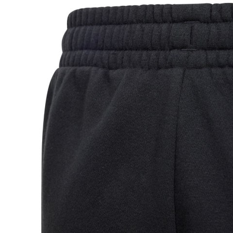 Spodenki adidas Tiro 24 Sweat Jr IJ7662 140 cm Spodenki adidas Tiro 24 Sweat Jr IJ7662 140 cm