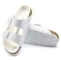 Klapki damskie/męskie Birkenstock Arizona Birko-Flor Regular na szeroką stopę na lato białe (1019061) 43.0