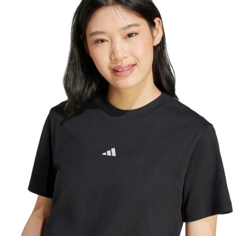 Koszulka adidas Essentials Small Logo Cotton W JC5943 S Koszulka adidas Essentials Small Logo Cotton W JC5943 S