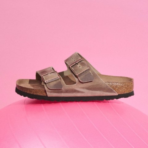 Klapki Birkenstock Arizona Soft Footbed Oiled Leather Tabacco Brown narrow wąskie damskie/męskie (0552813) 37.0 Klapki Birkenstock Arizona Soft Footbed Oiled Leather Tabacco Brown narrow wąskie damskie/męskie (0552813) 37.0