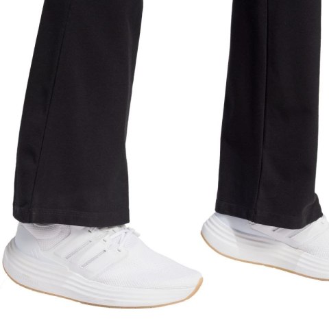 Spodnie adidas Essentials Small Logo Flared W JD9961 L Spodnie adidas Essentials Small Logo Flared W JD9961 L