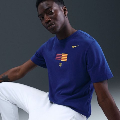 Koszulka Nike FC Barcelona Crest Tee 25/26 HQ8405-455 L Koszulka Nike FC Barcelona Crest Tee 25/26 HQ8405-455 L