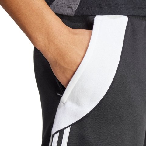 Spodenki adidas Tiro 24 Sweat M IP1954 XXXL Spodenki adidas Tiro 24 Sweat M IP1954 XXXL