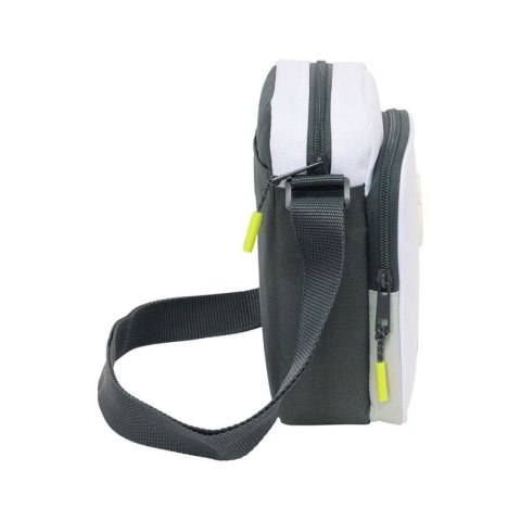 Saszetka na ramię Real Madryt mini shoulder bag 612554672 biały Saszetka na ramię Real Madryt mini shoulder bag 612554672 biały
