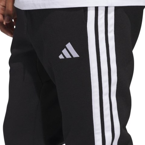 Spodnie adidas Essentials 3-Stripes Fleece M JD1861 L