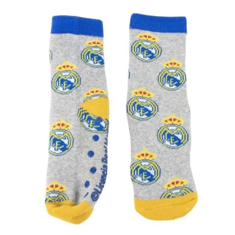 Real Madryt skarpetki antypoślizgowe zimowe 2-pack 2900003011 27/30 Real Madryt skarpetki antypoślizgowe zimowe 2-pack 2900003011 27/30